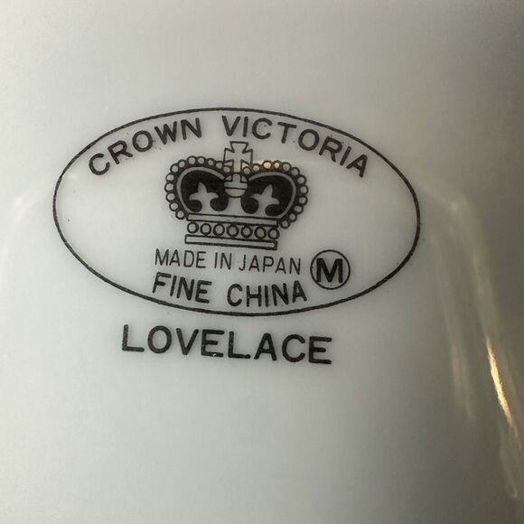 CROWN VICTORIA Lovelace 5 Fruit/Dessert (Sauce) Bowls White w/Flowers & Urns - Picture 4 of 12